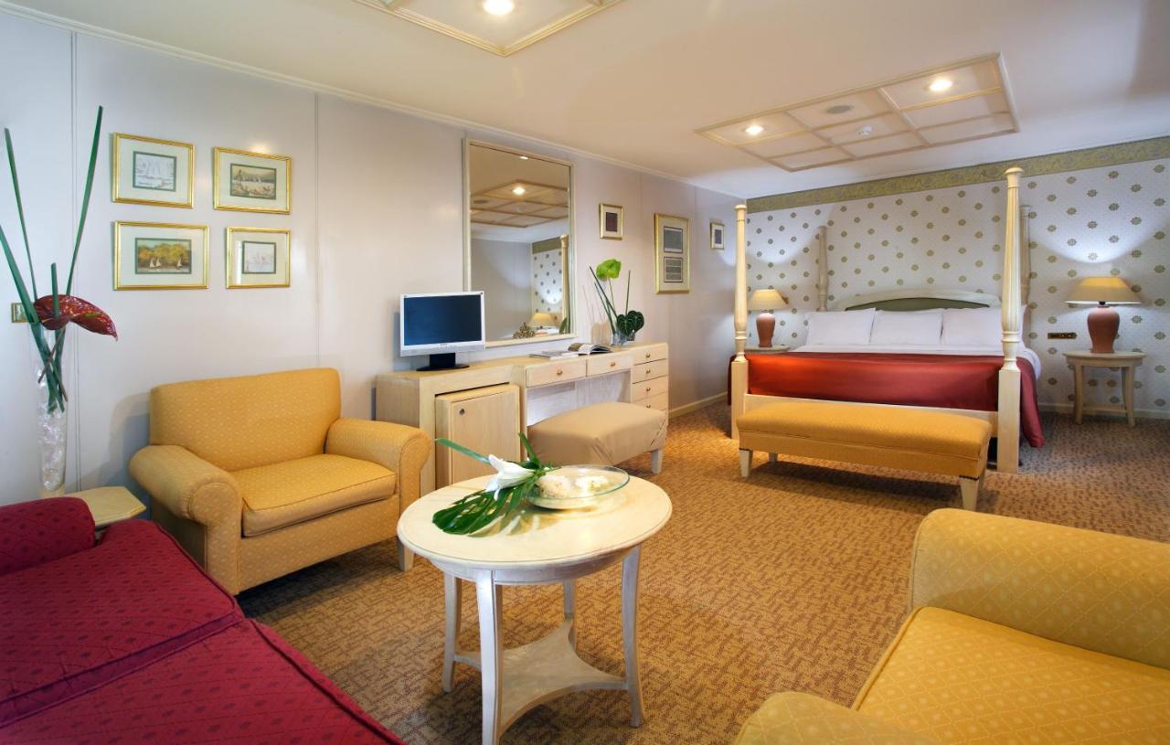 Moevenpick Prince Abbas Lake Nasser Cruise, Every Monday Four Nights From Aswan, Every Friday Three Nights From Abu-Simbel - Including Excursions And Sightseeing Eksteriør bilde
